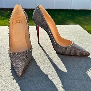 Christian Louboutin Anjalina 100mml size 40.